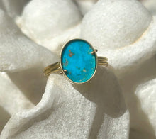Load image into Gallery viewer, Turquoise &amp; 18k Gold Spinner Ring - Hilary Finck