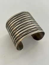 Load image into Gallery viewer, Vintage Pre-1940s Navajo Wide Cuff
