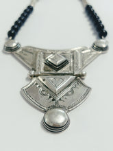Load image into Gallery viewer, Tuareg Necklace with Onyx Beads - Moussa Albaka