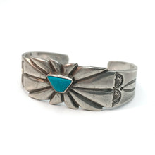 Load image into Gallery viewer, Vintage Silver snd Turquoise Cuff