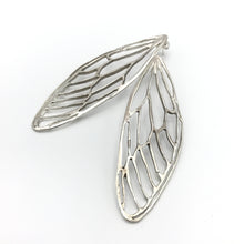Load image into Gallery viewer, Bold Cicada Wing Earrings - Alexis Pavlantos